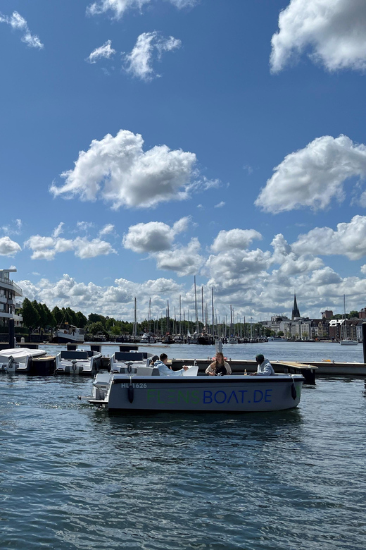 Flensburg: E-Boat Rental - Activity Overview