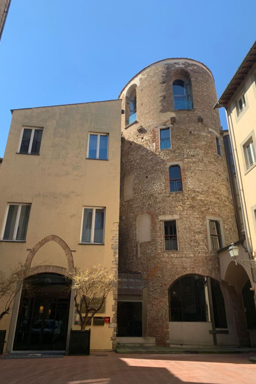 Florence Walking Tour: Gems and Secrets. Only Small Groups.