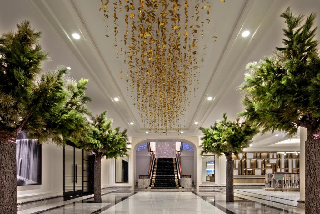 Four Seasons Chicago Review