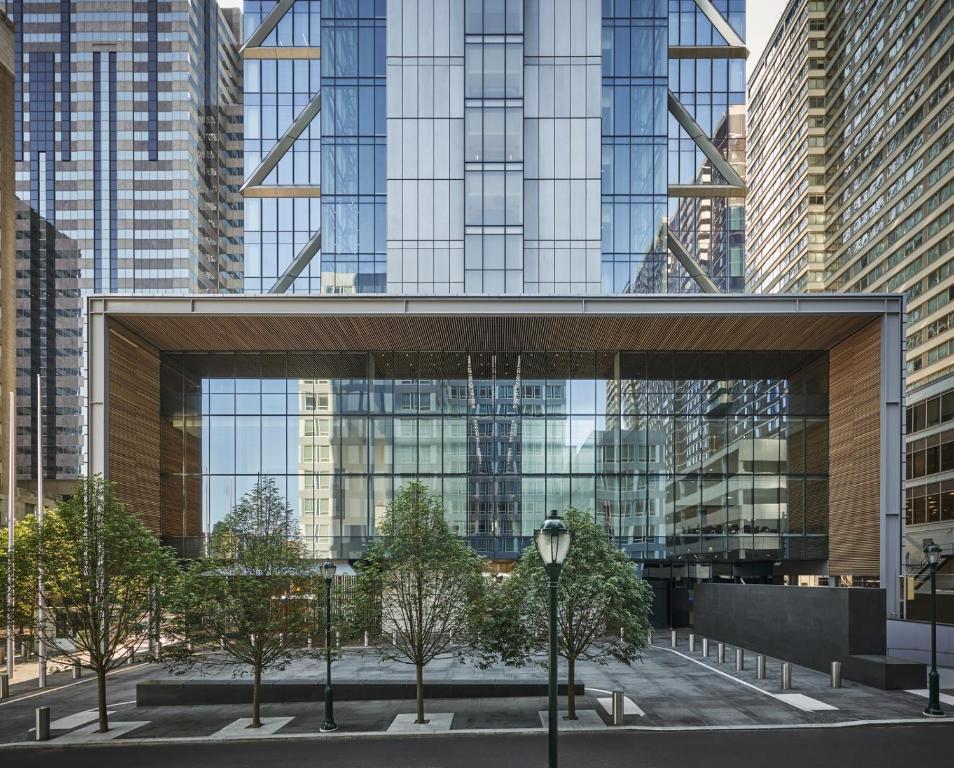 Four Seasons Hotel Philadelphia at Comcast Center Review