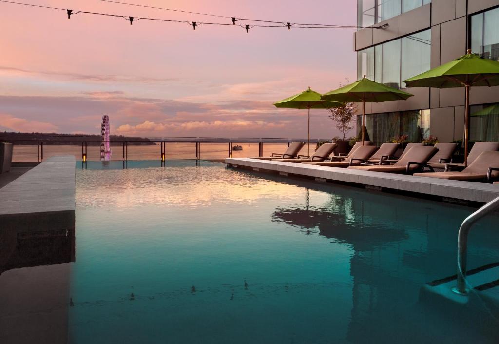 Four Seasons Hotel Seattle Review