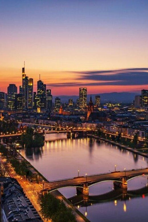 Frankfurt : Must-See Attractions Walking Tour With A Guide - Tour Overview