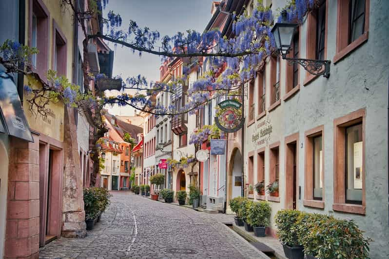 Freiburg Im Breisgau: Regular Italian Old Town Walking Tour - Tour Overview