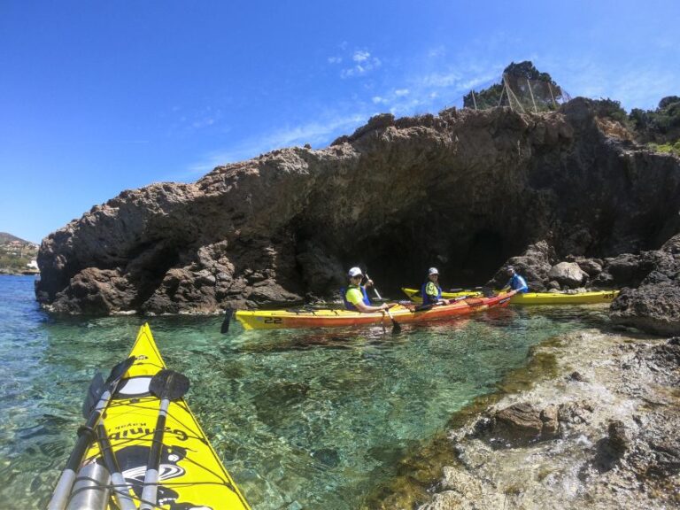 From Athens: Cape Sounion Guided Kayaking Tour With Lunch