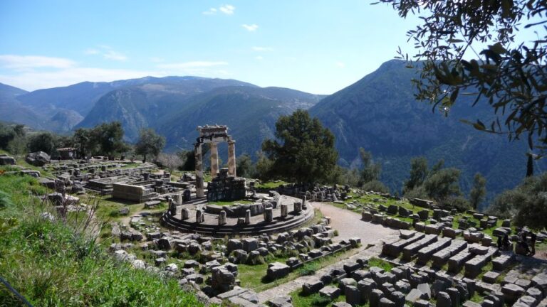 From Athens: Full Day Private Tour of Delphi