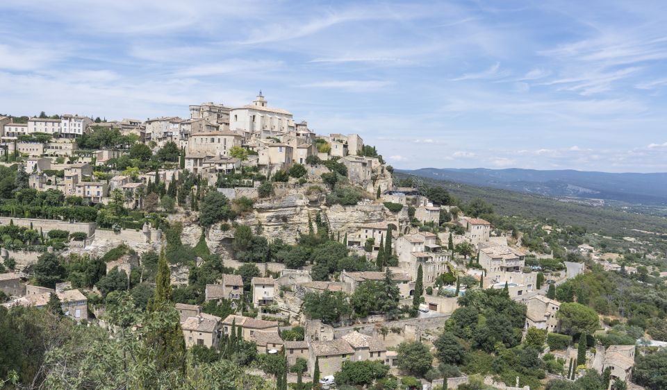 From Avignon: Châteauneuf Du Pape and Luberon Tour With Wine - Tour Overview