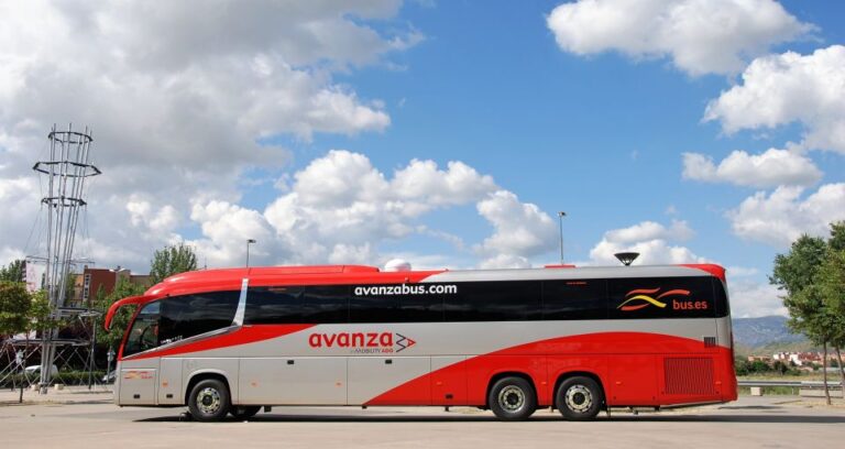 From Cádiz: 1-Way Bus Ticket to Málaga Airport or Vice Versa