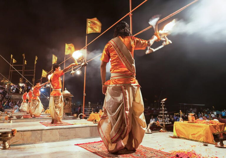 From Delhi: 6-Day Golden Triangle Tour With Varanasi