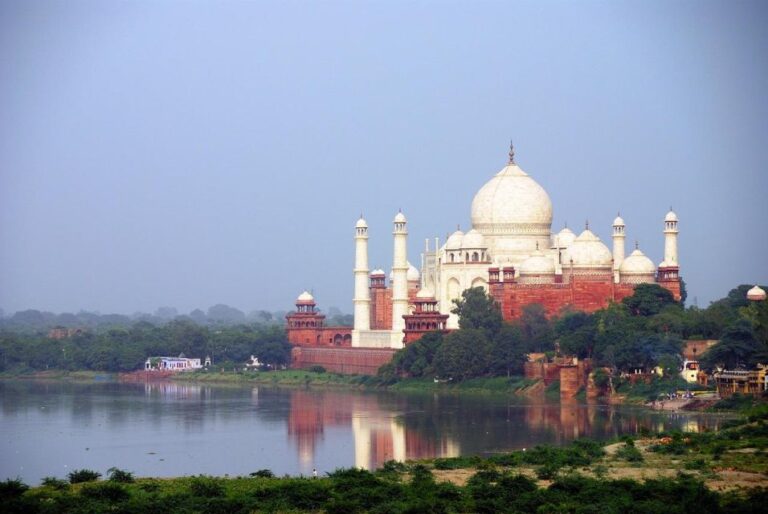 From Delhi: Private Agra Day Tour With Taj Mahal