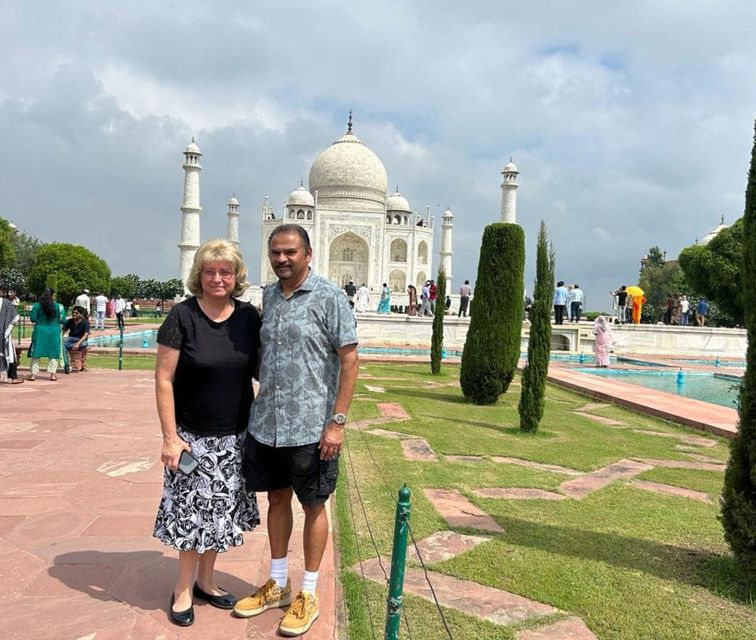 From Delhi: Same Day Taj Mahal Tour With Traditional Dress - Overview of the Tour