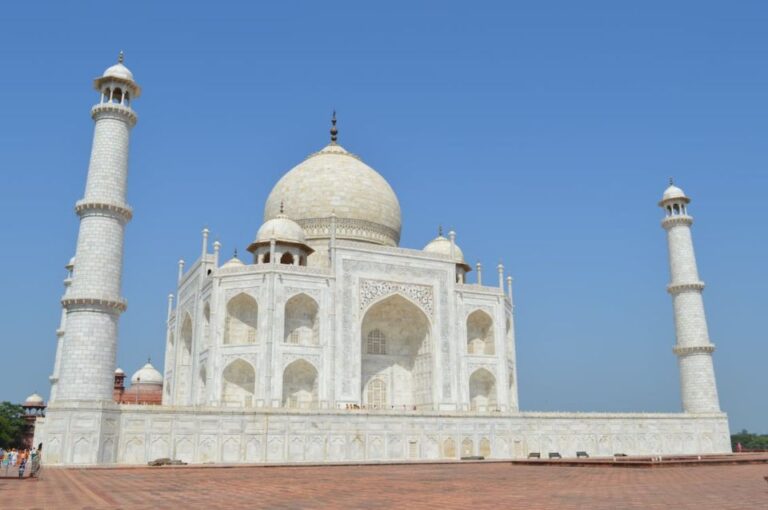 From Delhi: Taj Mahal Overnight Tour By Private Car