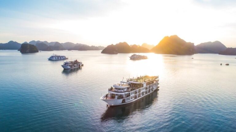 From Hanoi: 2-Day Ha Long Bay 5-Star Cruise & Balcony Cabin