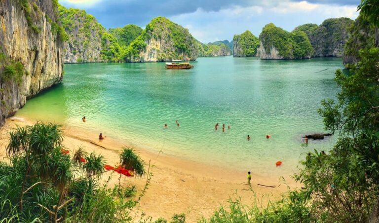 From Hanoi: Cat Ba 3-Day Trek, Kayak & Cruise Experience