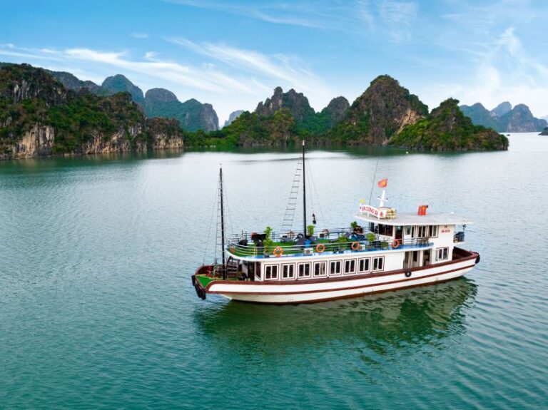 From Hanoi: Ha Long Bay Boat Trip W/ Ti Top & Sung Sot Visit