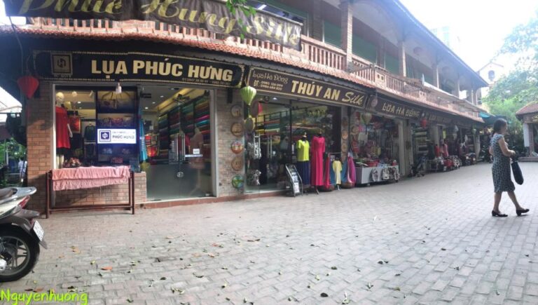 From Hanoi: Van Phuc Silk Village Half-Day Tour