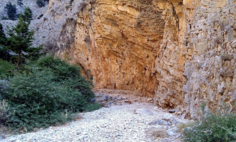 From Heraklion: Imbros Gorge Hiking Experience