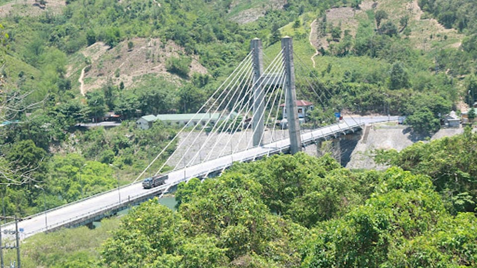 From Hue: 1 Day DMZ DELUXE SMALL GROUP TOUR - Tour Overview and Pricing