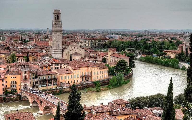 From Jesolo: Verona, Sirmione, and Lake Garda Full Day Tour