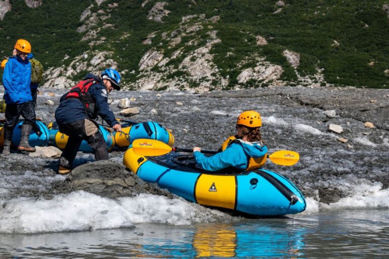 From Juneau: Fly-In Norris Glacier Hike and Packraft Tour