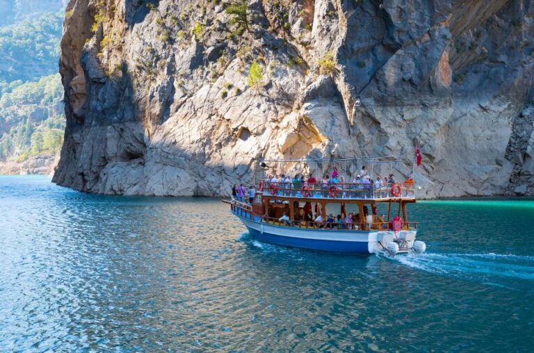 From Kemer: Green Canyon Boat Trip With Lunch and Drinks