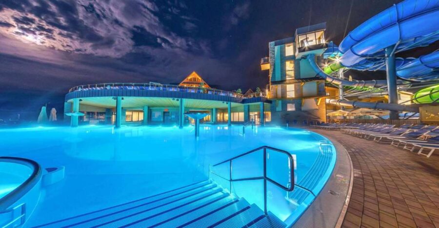 From Krakow: Chocholowskie Thermal Baths With Ticket