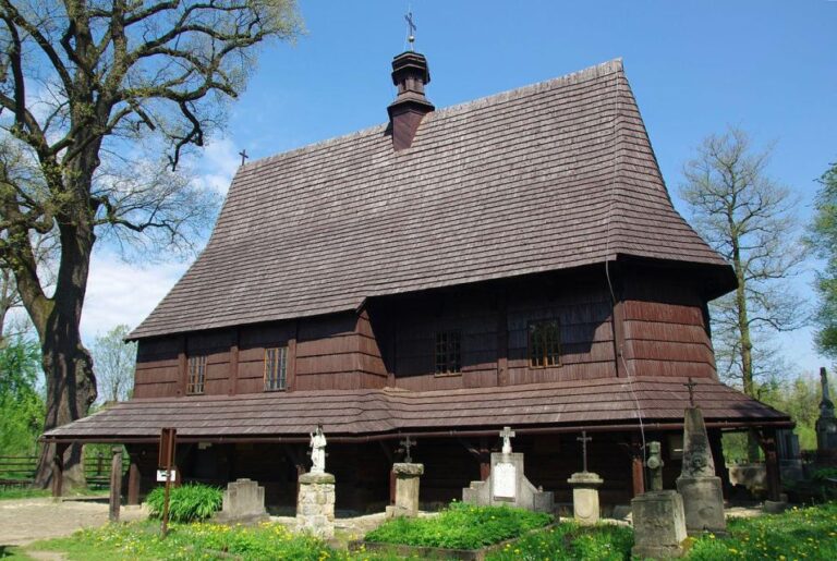 From Krakow: Wooden Architecture Trail UNESCO Private Tour