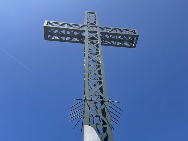 From Montpellier: Pic Saint Loup Hike With Panoramic Views