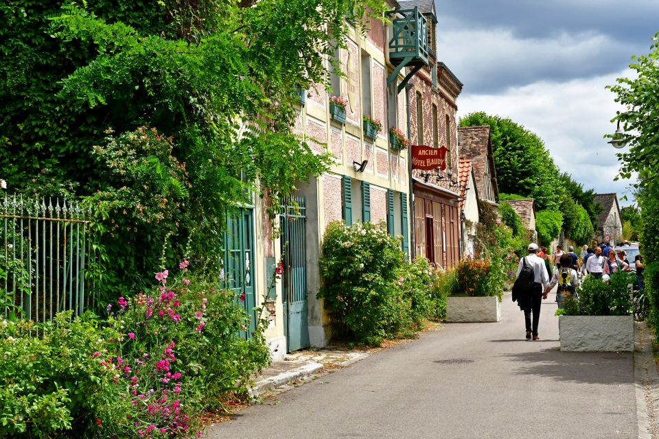 From Paris Giverny, House, & Gardens HalfDay Trip Travel Buddies