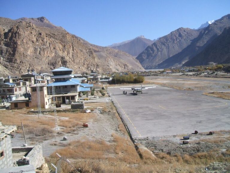 From Pokhara: Short Upper Mustang Trek 10 Days