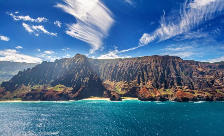 From Princeville: Na Pali Coast & Waterfalls Helicopter Tour