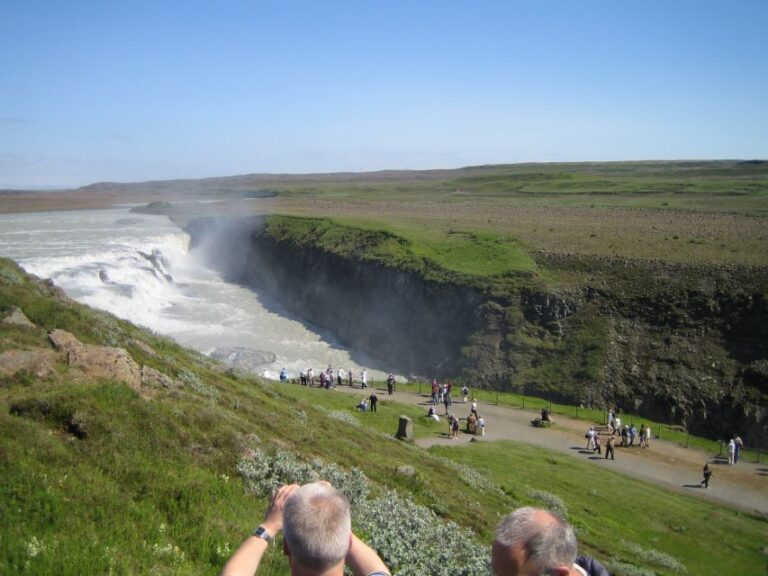 From Reykjavik: Full-Day Horse Riding & Golden Circle Tour