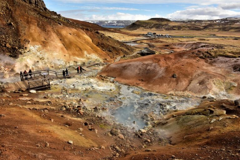 From Reykjavik: Reykjanes Geopark Small-Group Tour