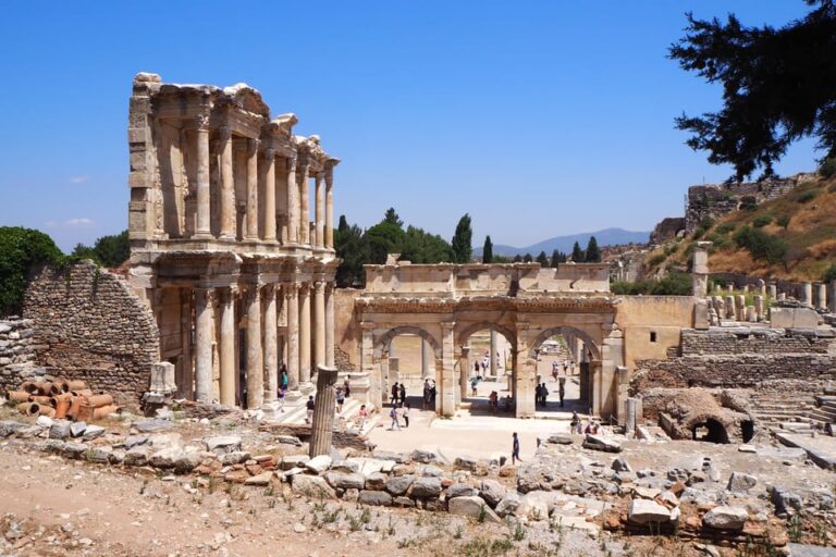 From Samos: Full Day Tour to Ephesus and Kusadasi