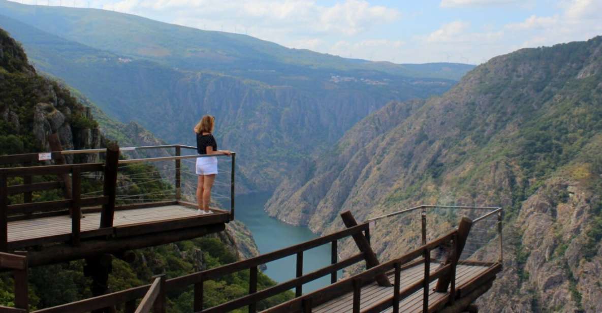 From Santiago: Ribeira Sacra Tour & Boat Trip - Tour Overview