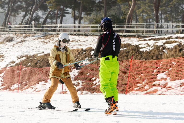 From Seoul: Jisan Ski Resort Serving Breakfast (No Shopping)