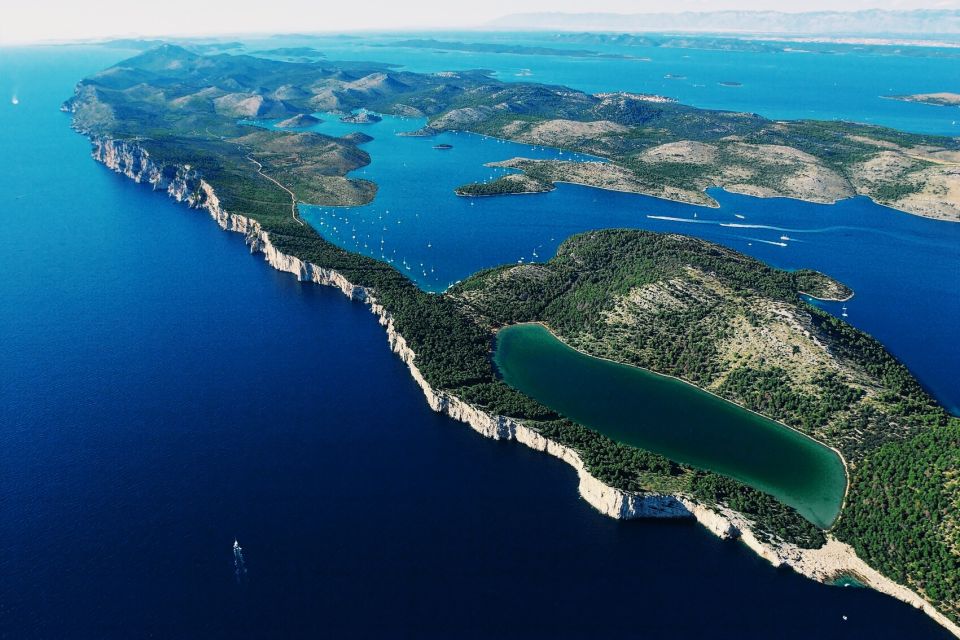 From Sinj: 1.5-Hour Private Flight Over Kornati & ŠIbenik - Flight Overview