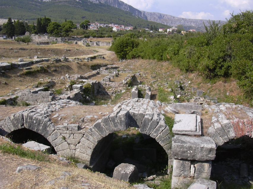 From Split: Private Salona Tour - Itinerary and Experience