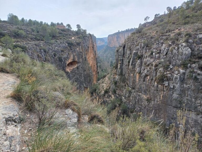 From Valencia: Chulilla Hanging Bridges Hiking and Swimming