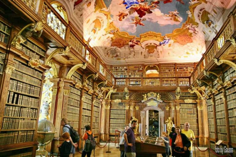 From Vienna: 2 Castles and Melk Abbey Private Guided Tour