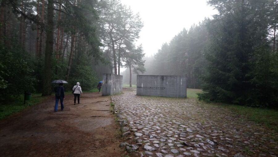 From Warsaw: Treblinka and Polish Countryside Private Tour