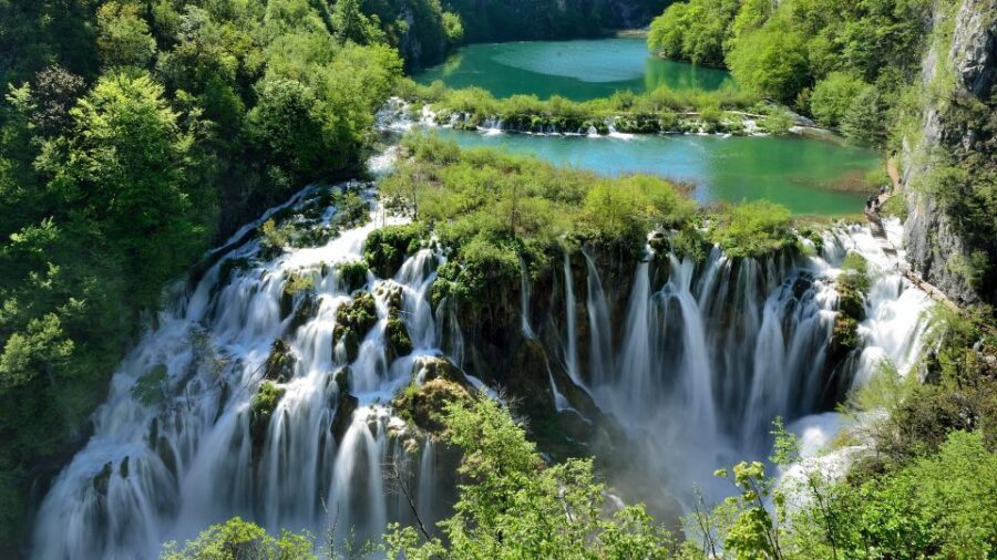 From Zadar: Plitvice Lakes National Park Tour