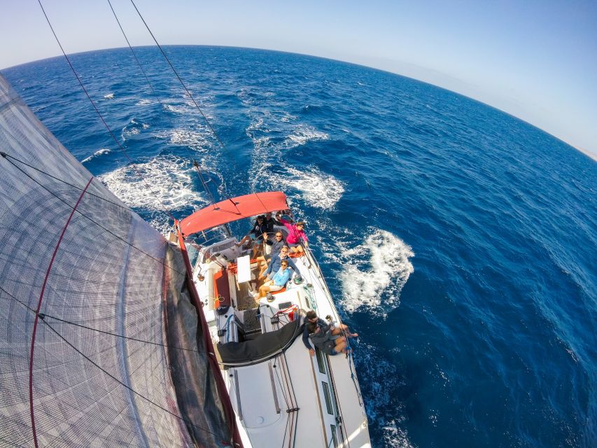 Fuerteventura: Sailing With Snorkeling and Dolphin Watching