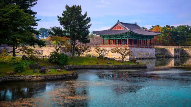 Full-Day Royal Gyeongju Tour: Discover Ancient History