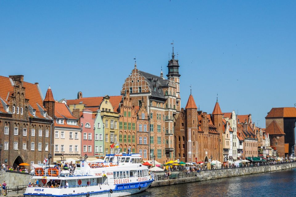 Gdańsk: First Discovery Walk and Reading Walking Tour - Overview of the Tour