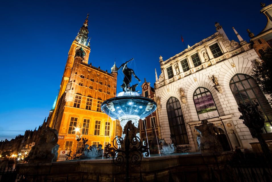 Gdansk: Small Group Evening Walking Tour - Tour Overview