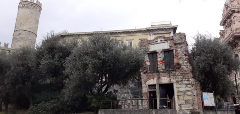 Genoa: Historic Guided Tour of Christopher Columbus House