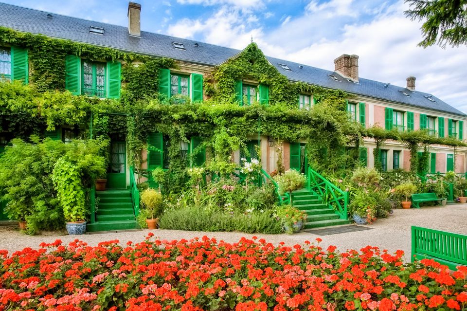 Giverny: Monets House and Gardens Guided Tour - Tour Overview