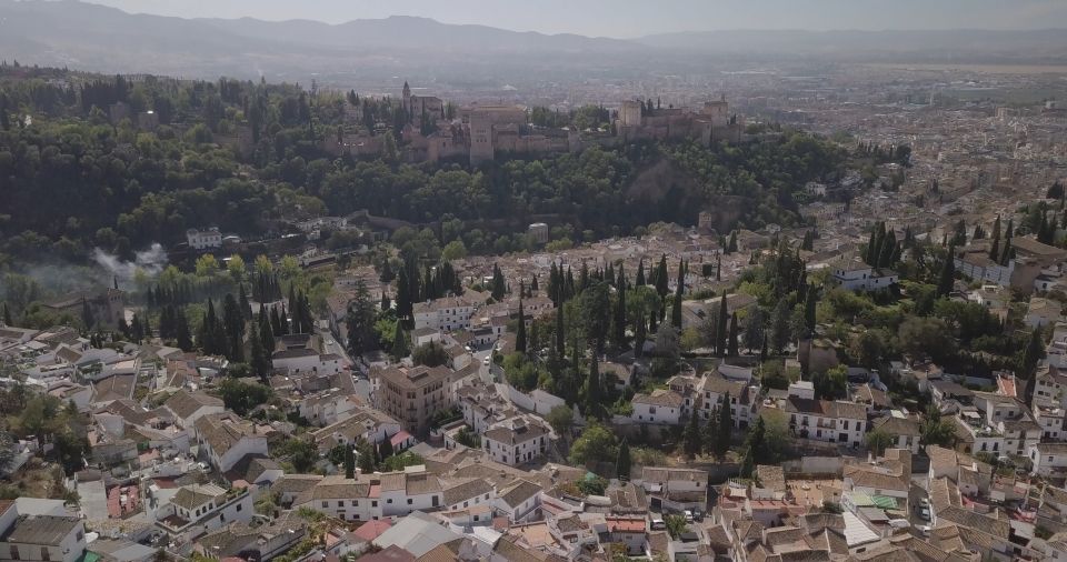 Granada: Albaicin and Sacromonte Segway Tour - Tour Overview