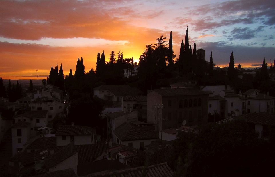 Granada: Albaicin and Sacromonte Sunset Guided Walking Tour - Tour Overview and Pricing