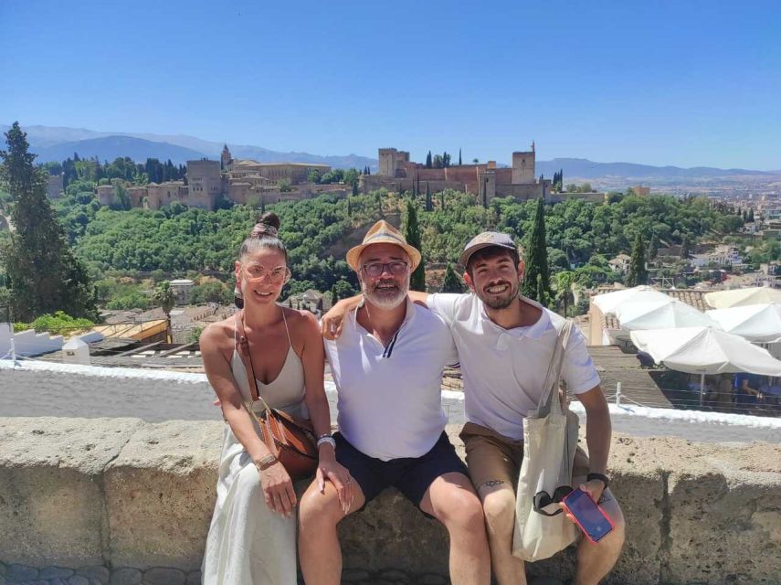 Granada: Alhambra and City Private Tour
